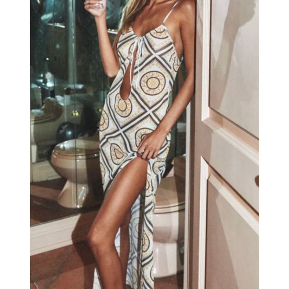 JAGGER & STONE THE PARIS MAXI DRESS MULTI Size 2 NWOT